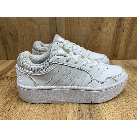 Adidas Youth Unisex Hoops 3.0 Bold J Platform Court Sneaker Shoes White Size 4 - Picture 2 of 16